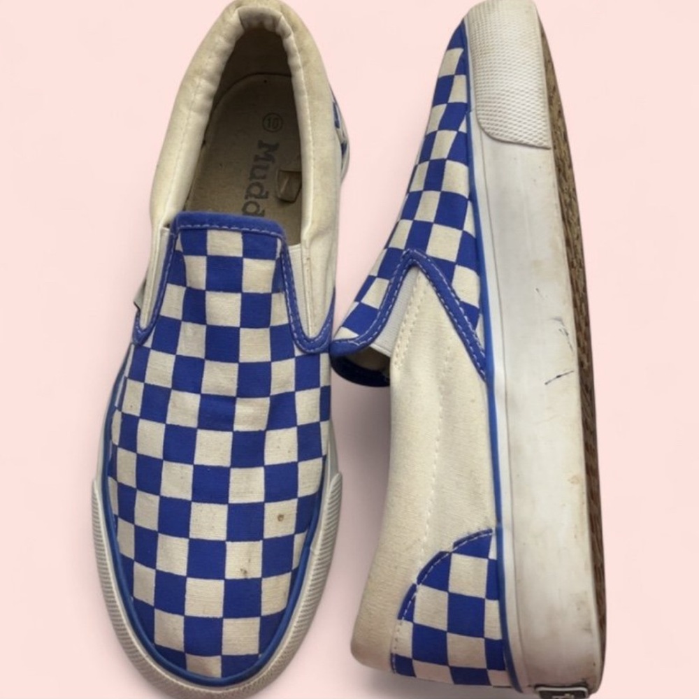 SOLD. Women’s Size 10 Mudd Blue White Canvas Checkered Slip On Skater Sneakers - Picture 2 of 8